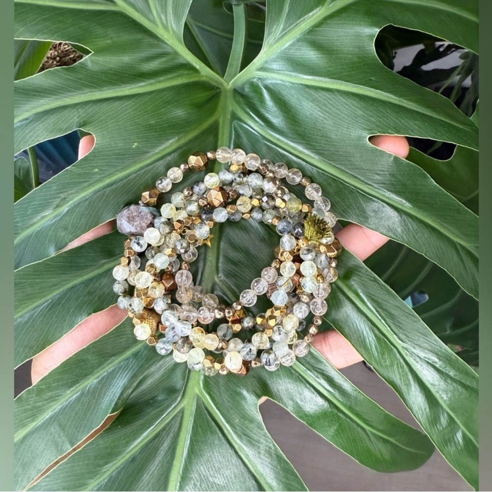 Prehnite - Hematite - Golden Rutile bracelet (one)